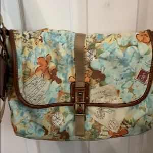 Fossil crossbody bag.
